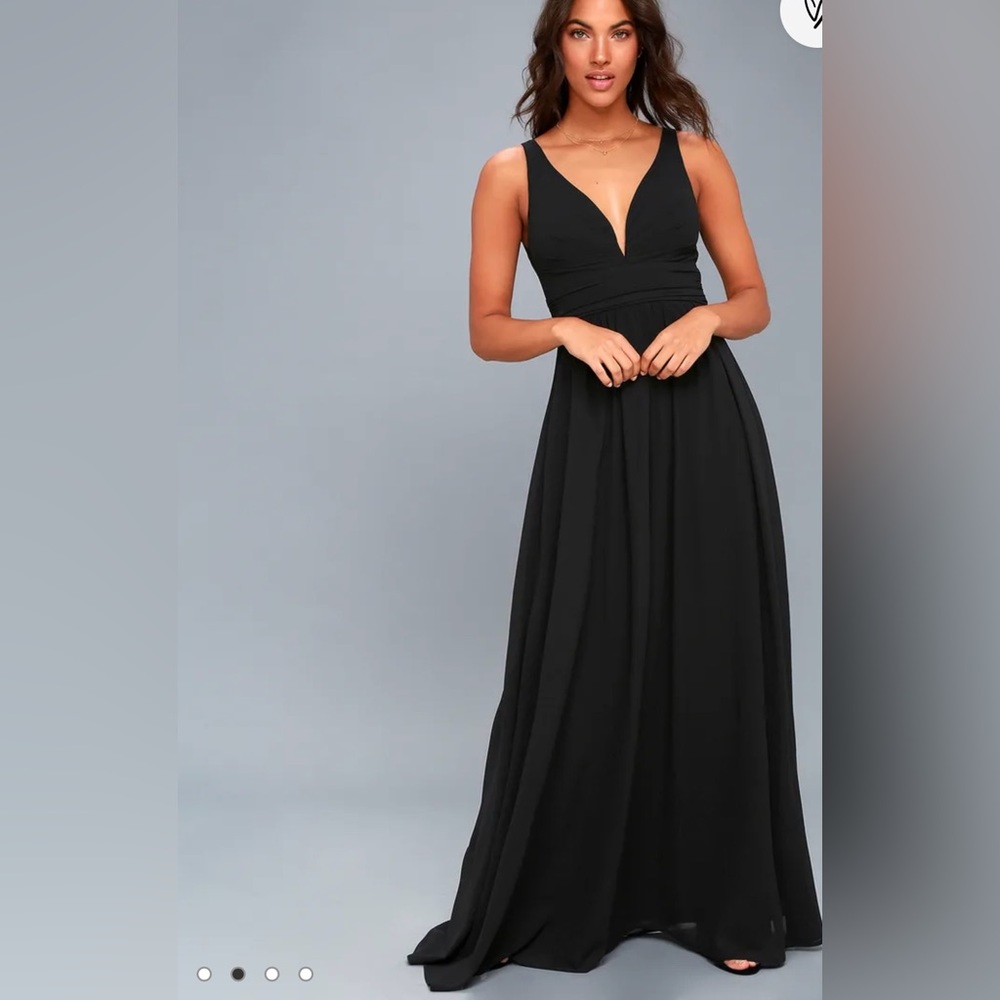 Lulu's Black V-Neck A-Line Maxi Dress